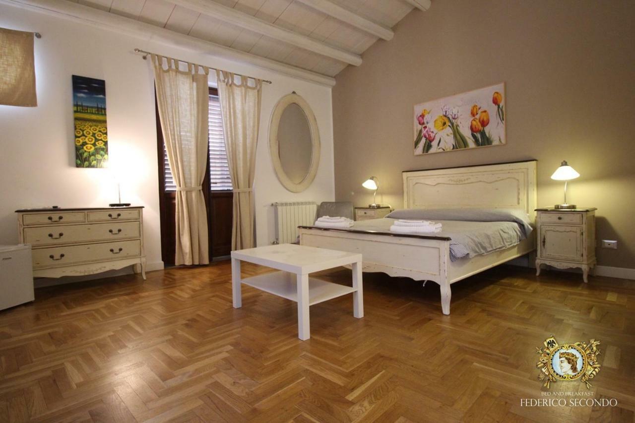 Federico Secondo 3*